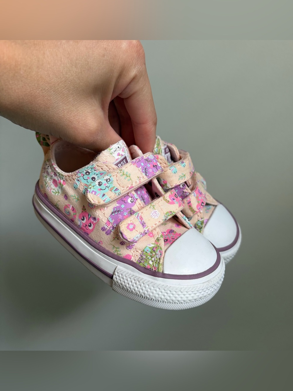 Converse 4C kitty cats hook and loop